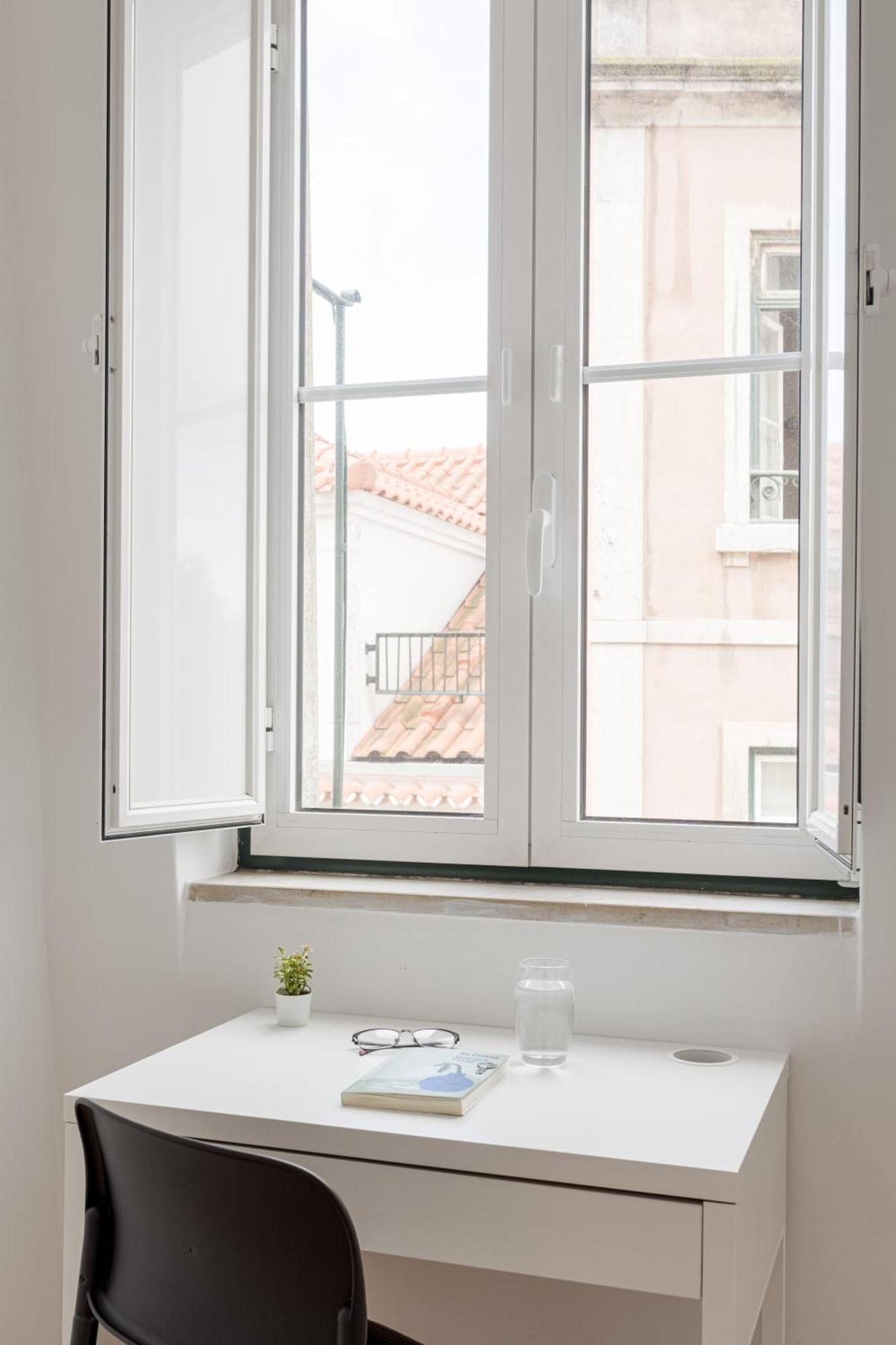 3-bed Flat Retreat By Sao Jorge Castle Lissabon